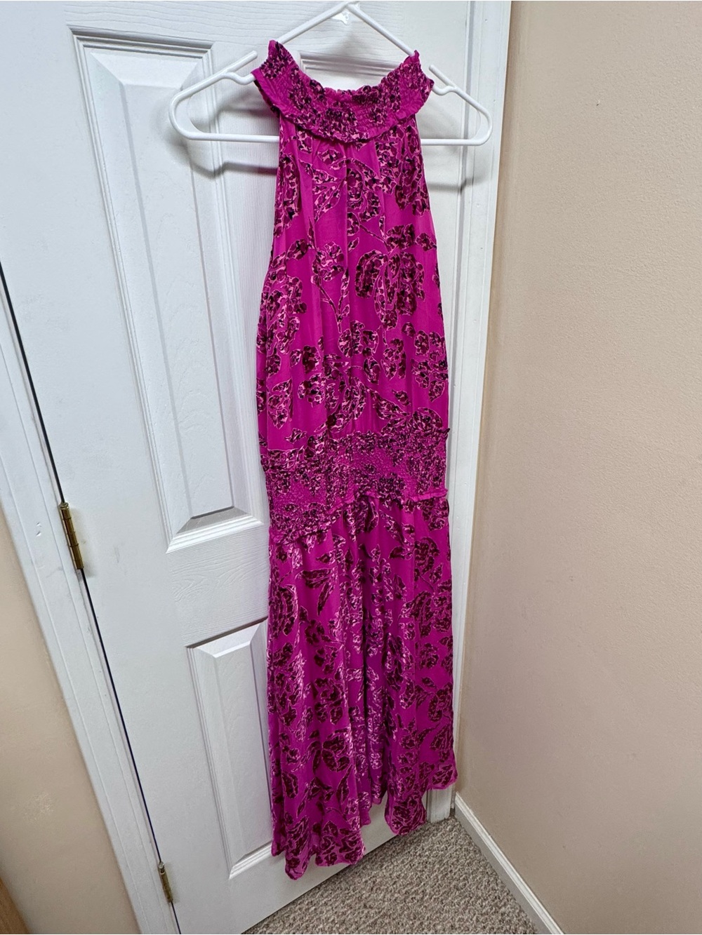 White House Black Market Pink Floral Halter Maxi Dress Size 10 Smocked Waist - Picture 4 of 12